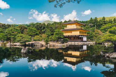 Kyoto Kinkakuji Tapınağı Kyot altın köşk olarak da bilinir