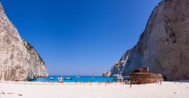 Navagio Beach Zakynthos panorama batık ve gezinti deniz