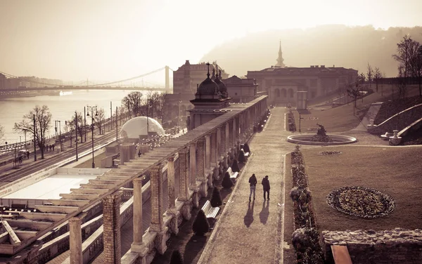 Budapest Margaret Bridge, artistic interpretation with old style — Stock Photo, Image