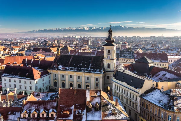 Sibiu, v centru Sedmihradsko, Rumunsko. Zobrazit shora w — Stock fotografie