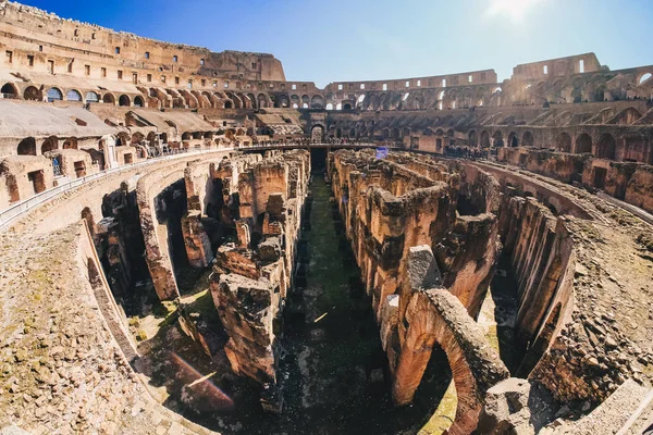 Koloseum v Římě panoramatický pohled — Stock fotografie