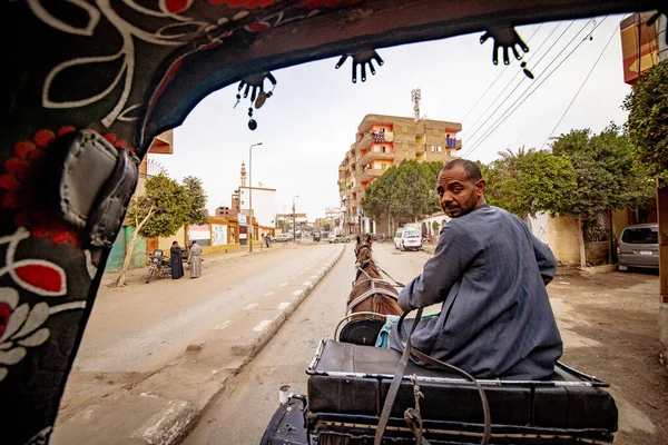 Edfu エジプト 2019年1月 タクシー内から見たエジプトの日常 — ストック写真