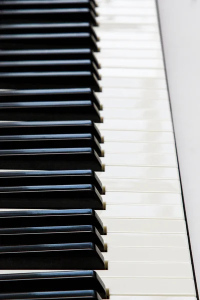 Τα πλήκτρα ενός πιάνου νέα — Φωτογραφία Αρχείου