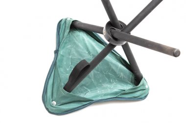 Beyaz arka plan üzerinde kamp katlanır sandalye