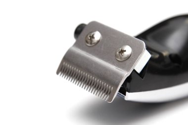 Beyaz arka plan üzerinde elektrik kesme makinesi