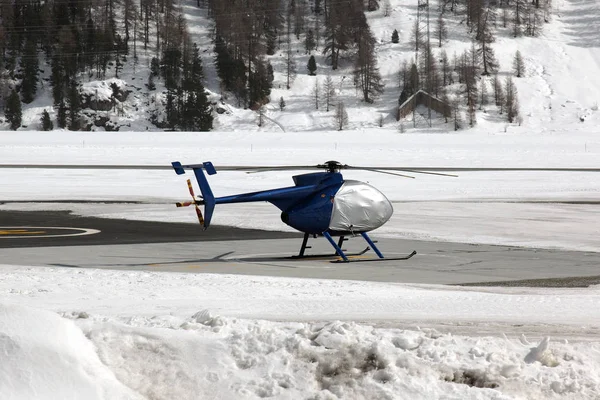 Kapalı helikopter St Moritz Havaalanı