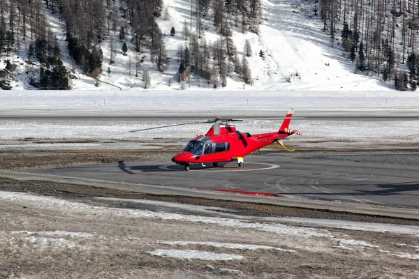 Two helicopters at the airport of St Moritz — Stock Photo, Image