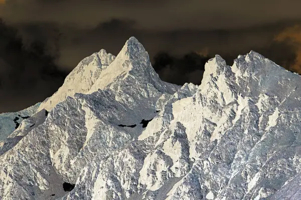 Una Vista Increíble Las Montañas Los Alpes Suiza — Foto de Stock