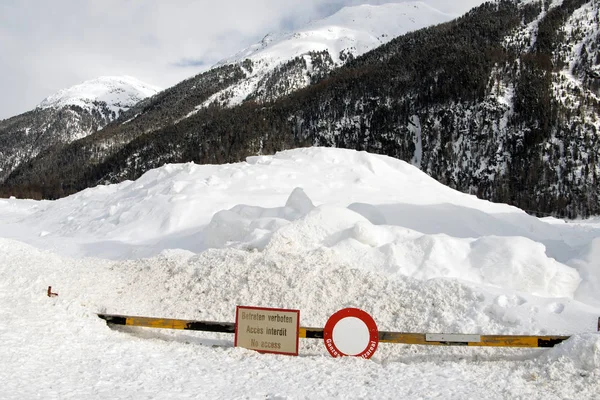 Hay Señal Acceso Los Alpes Nevados Suiza — Foto de Stock