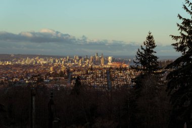 Gün doğuşundan sabah ışığında Vancouver Şehir Merkezi