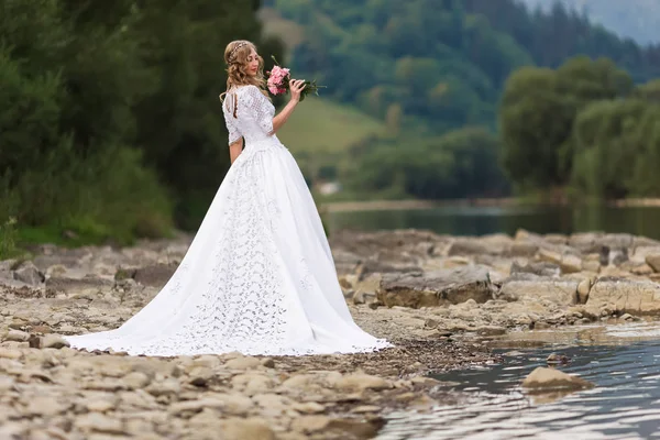 Krásné svatební šaty Stock Snímky