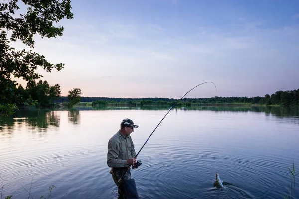 Pesca de água doce — Fotografia de Stock