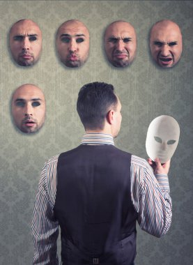 Adam maske seçimi
