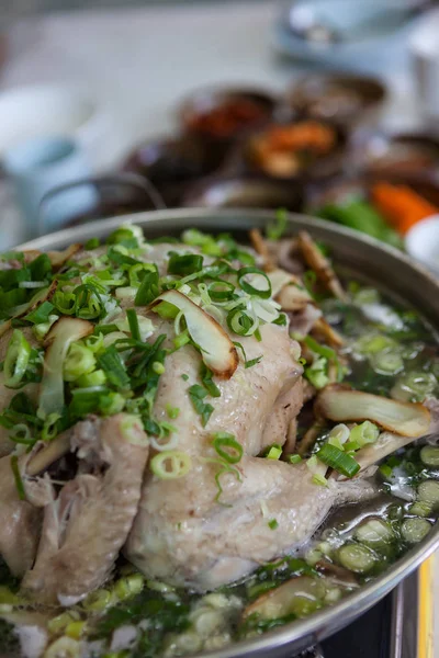 Comida coreana saudável frango cozido — Fotografia de Stock