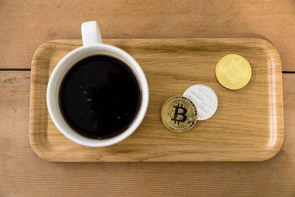 Bitcoin Dinero cifrado dinero virtual Intercambio Especular futuro — Foto de Stock