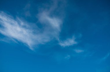 renkli bulutlar sabah ile mavi gökyüzü görüntü