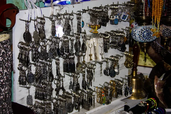 Primer Plano Objetos Religiosos Vendidos Una Tienda Recuerdos Bazar Antigua — Foto de Stock