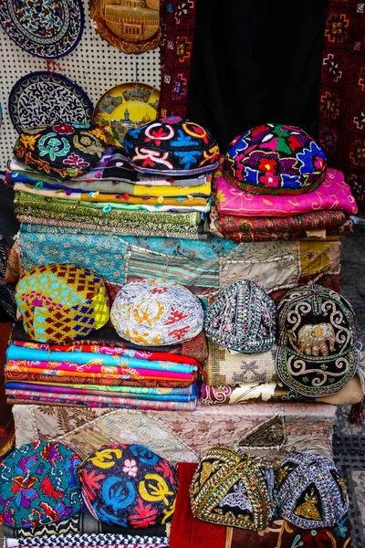 Primer Plano Objetos Decorativos Artesanales Vendidos Una Tienda Recuerdos Bazar — Foto de Stock