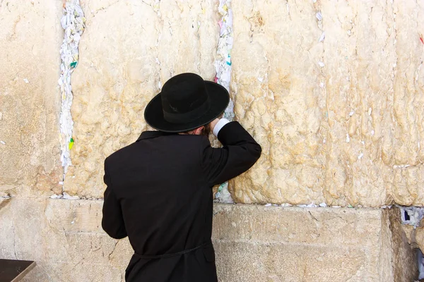 Jerusalén Israel Marzo 2018 Desconocidos Orando Frente Muro Occidental Vieja — Foto de Stock