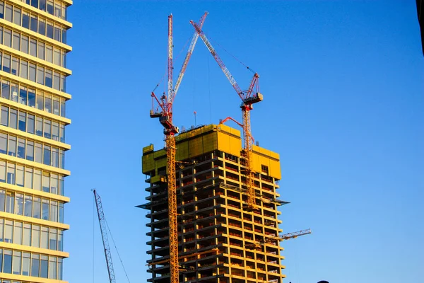 Bir Binanın Yeni Srail Tel Aviv City Şubat 2018 Akşamı — Stok fotoğraf