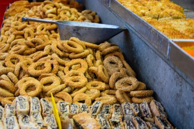  İsrail bir fırında çeşitli ekmek ve hamur işleri closeup satılan