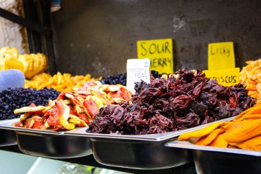 Mahane Yehuda Pazar Kudüs İsrail tezgahta Kuruyemiş