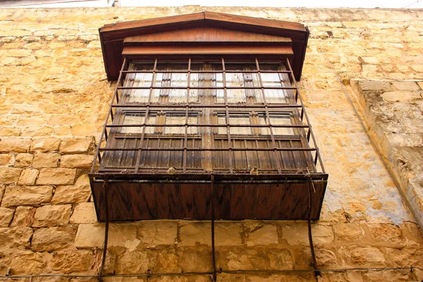 以色列耶路撒冷古城窗户特写 — 图库照片