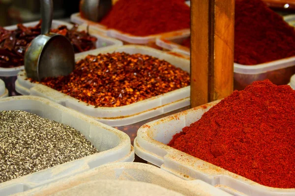 Kudüs Srail Mahane Yehuda Markette Satılan Renkli Baharat Kapandı — Stok fotoğraf