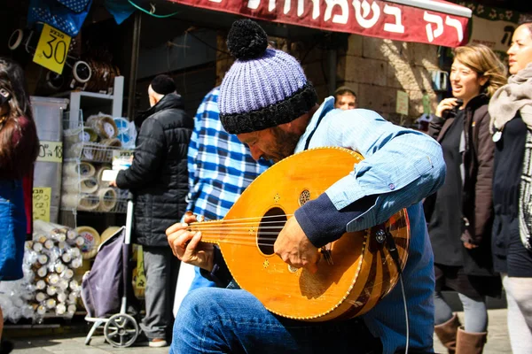 음악가 예루살렘 이스라엘에 Mahane 입구에는 아침에 2018 — 스톡 사진