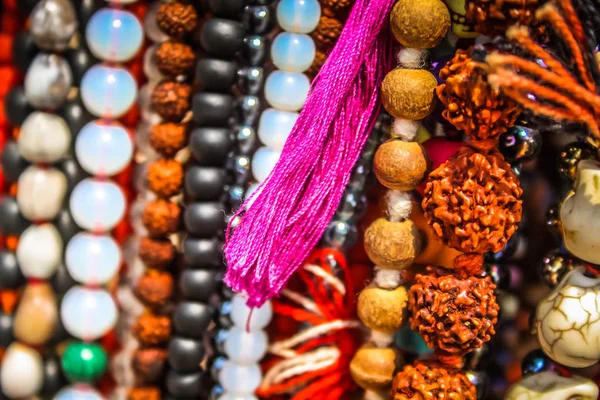 Närbild Färgglada Smycken Som Säljs Stranden Södra Indien — Stockfoto