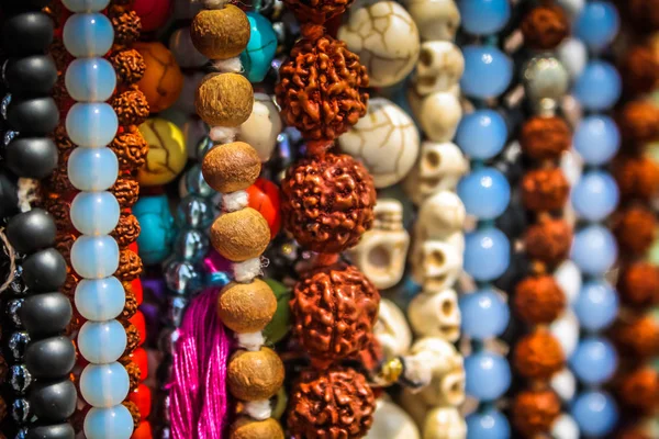 Nahaufnahme Von Farbenfrohem Schmuck Strand Südindien Verkauft — Stockfoto