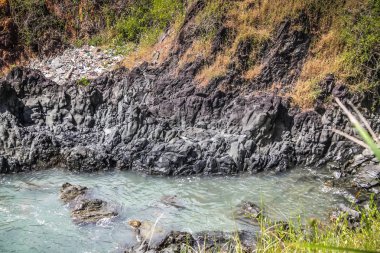 Vahşi kıyı şeridi ve plaj Güney Hindistan'da 