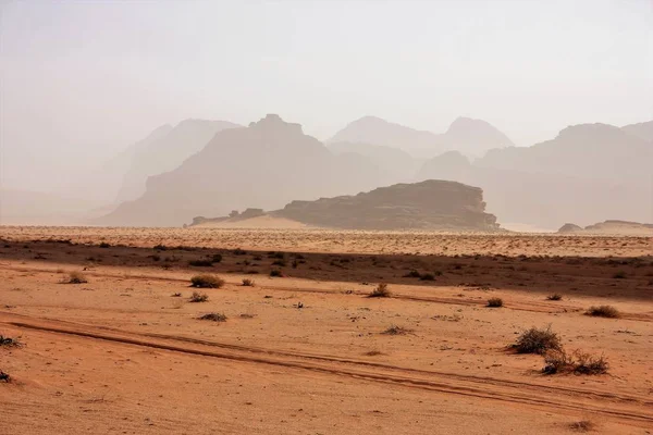 Ürdün çöl manzara görünümünü 