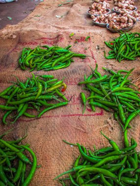 Güney Hindistan'da piyasada satılan çeşitli sebze closeup