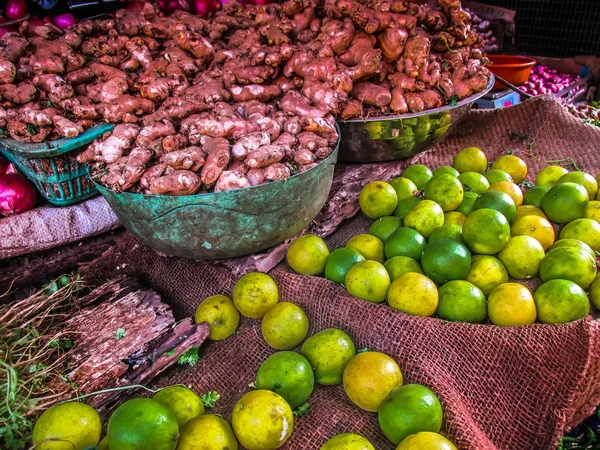 Close Vários Vegetais Vendidos Mercado Sul Índia — Fotografia de Stock