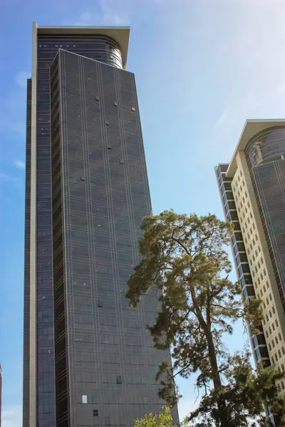 Tel Aviv Israele Aprile 2018 Veduta Nuovo Edificio Nel Pomeriggio — Foto Stock