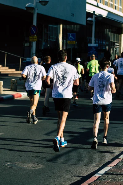 텔아비브 이스라엘 2020 텔아비브의 거리에서 마라톤을 미상의 사람들의 — 스톡 사진