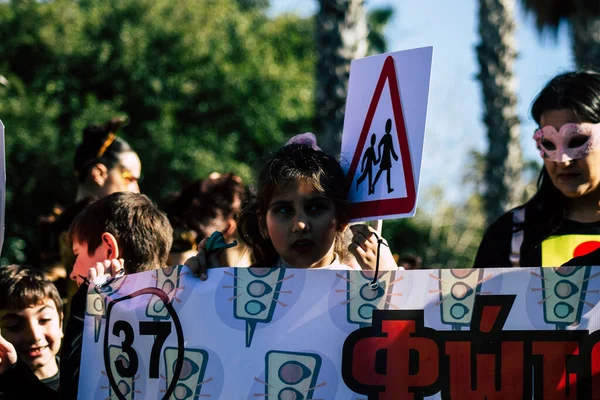 Paphos Chipre Marzo 2020 Vista Personas Identificadas Que Participan Carnaval —  Fotos de Stock