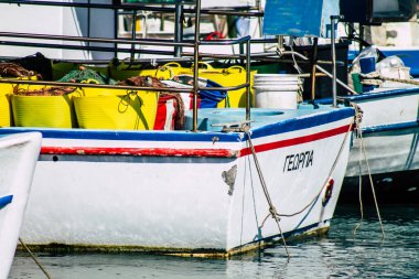 Paphos Kıbrıs Rum Kesimi 01 Mart 2020 Öğleden sonra Paphos limanına demirlemiş teknelerin görüntüsü