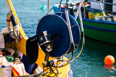 Paphos Kıbrıs Rum Kesimi 01 Mart 2020 Öğleden sonra Paphos limanına demirlemiş teknelerin görüntüsü