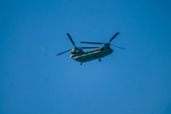 Paphos Cyprus Maart 2020 Bekijk Van Militaire Helikopter Vliegen Lucht — Stockfoto