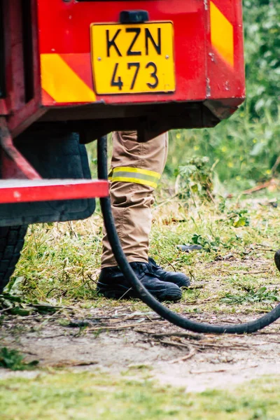 Paphos Cyprus March 2020 View Cypriot Firefighter Putting Out Brush — Stock Photo, Image