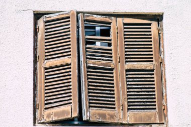 Paphos Kıbrıs Rum Kesimi 06 Mart 2020 Öğleden sonra Paphos sokaklarında bir binanın ön cephesi