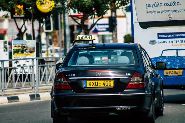 Paphos Ciprus Március 2020 Tekintse Meg Hagyományos Taxi Gördülő Utcáin — Stock Fotó