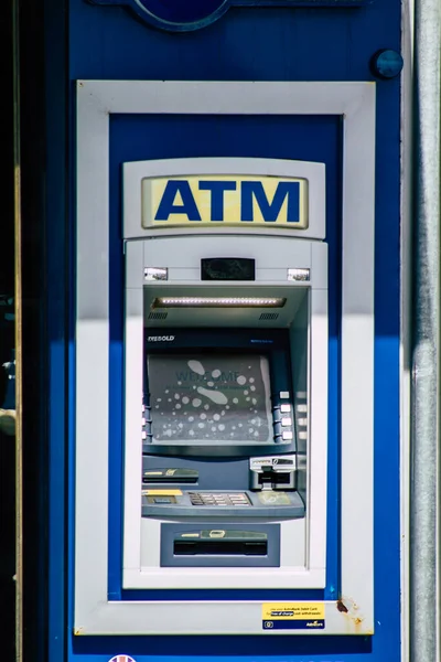Paphos Zypern März 2020 Blick Auf Einen Geldautomaten Den Straßen — Stockfoto
