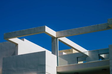 Paphos Kıbrıs Rum Kesimi 08 Mart 2020 Öğleden sonra Paphos sokaklarında bir binanın ön cephesi