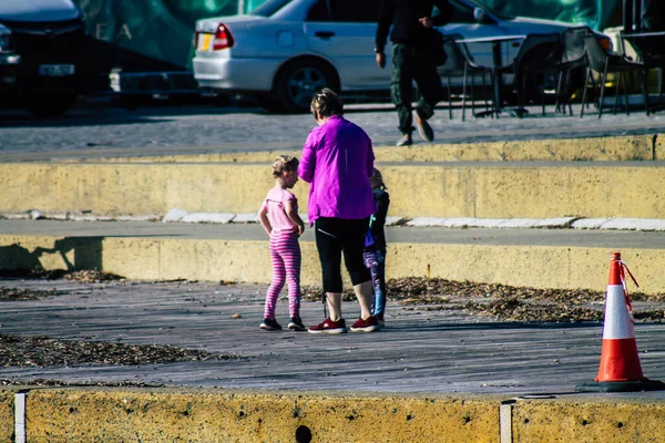 Paphos Chipre Marzo 2020 Vista Turista Identificado Caminando Por Las —  Fotos de Stock