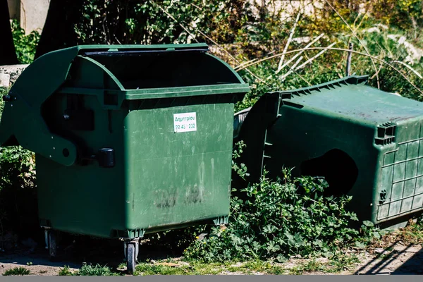 Paphos Zypern März 2020 Nahaufnahme Eines Müllcontainers Den Straßen Von — Stockfoto