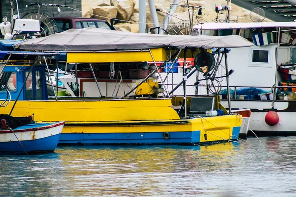 Limassolキプロス2020年3月13日午後にLimassolのマリーナに係留されたボートの眺め — ストック写真