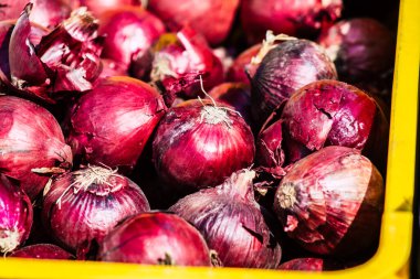 Limasol Kıbrıs Rum Kesimi 14 Mart 2020 Sabahleyin Limasol pazarında satılan çeşitli sebzelerin manzarası